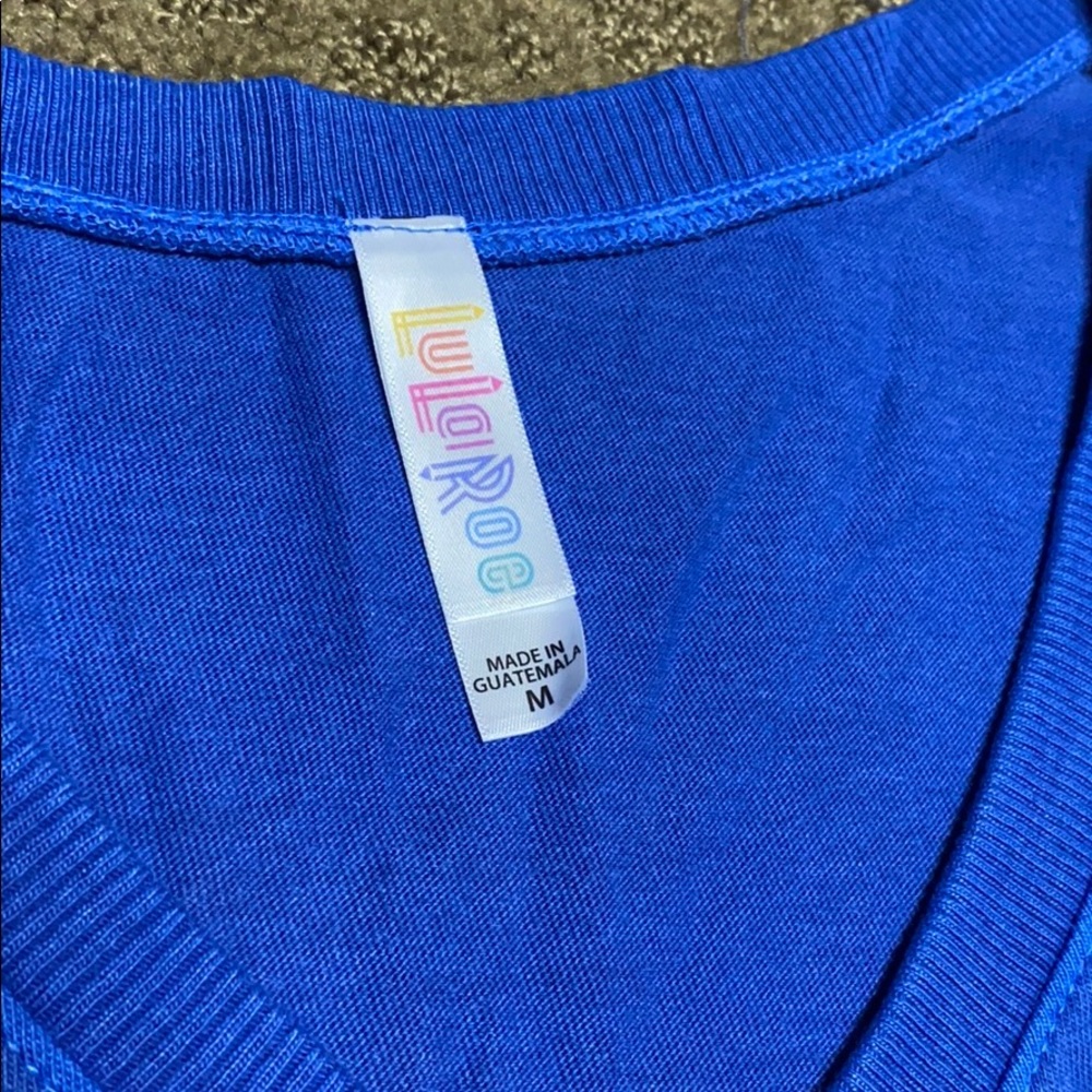 LuLaRoe Christy T - Picture 3 of 4